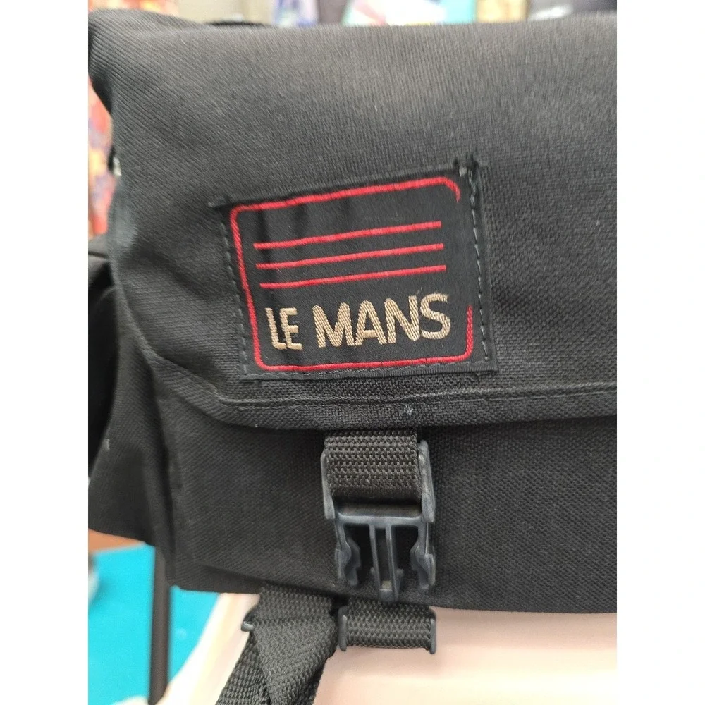 Vintage Large LeMans Camera Case With Comfort Leather shoulder strap